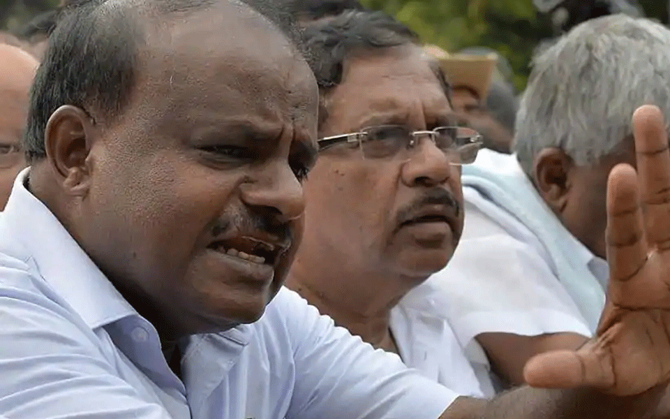 BJP for governor's action against Kumaraswamy for 'threatening' Yeddyurappa