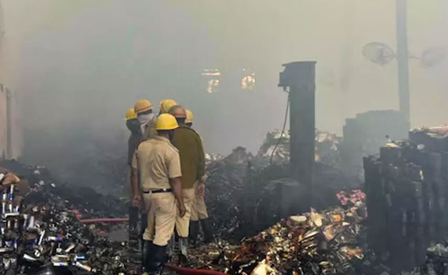 Bengal fire: Five more burnt body parts found, death exhibits rise to 21; DNA tests underway