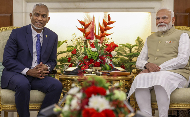 India, Maldives ink currency swap agreement, to initiate talks on FTA