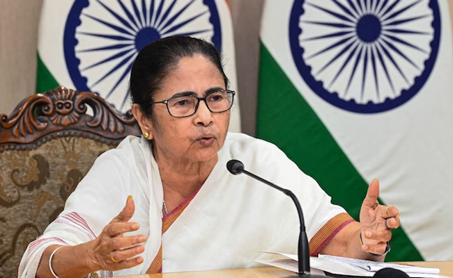 Bengal CM urges CJI Kant to protect Constitution, judiciary, democracy