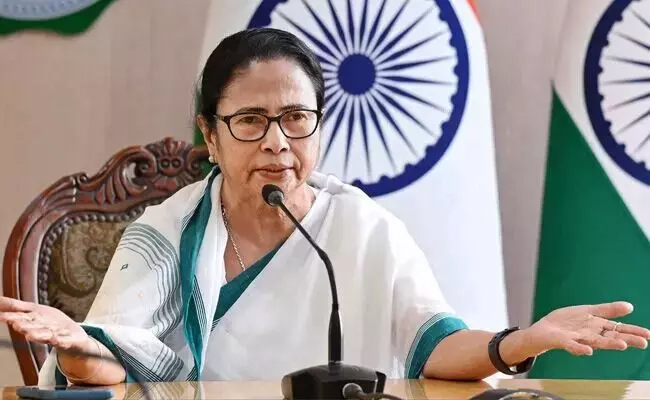 Mamata alleges EC playing 'nice game' for BJP, questions transfer of officers ahead of Eid
