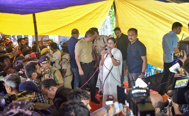 RG Kar: Mamata removes Police Commissioner, top health officials; medics rejoice 'victory'