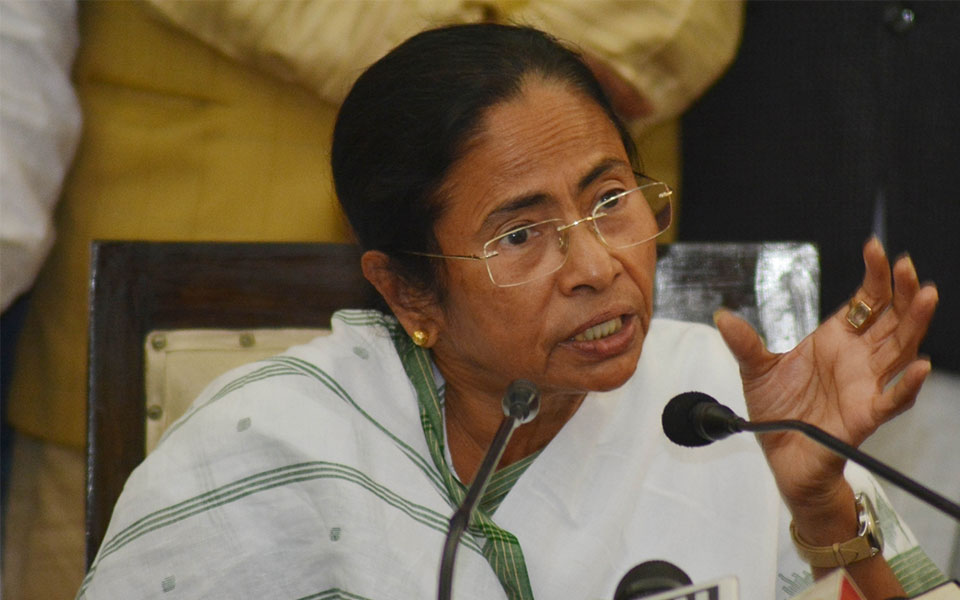 Mamata warns against irregularities in college admissions