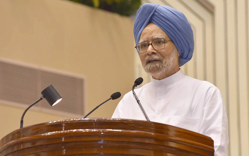 Manmohan attacks Modi for BJP government's failures   