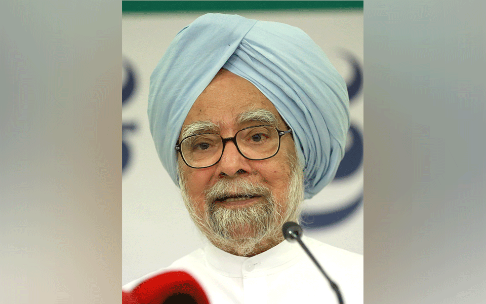 Manmohan seeks opposition unity to defeat BJP