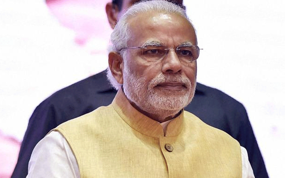 Modi writes to teachers, urges them to connect students with tech trends