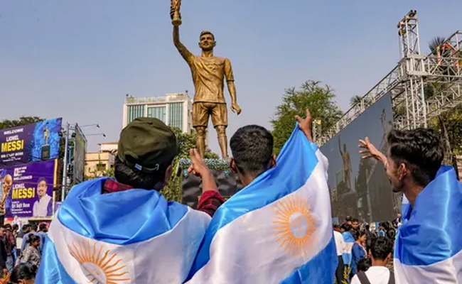 “Statue or grassroots football?” German vlogger questions priorities after Messi statue in Kolkata
