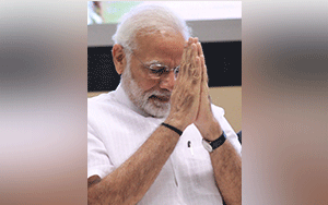 Modi mocks at Rahul, says he's power hungry