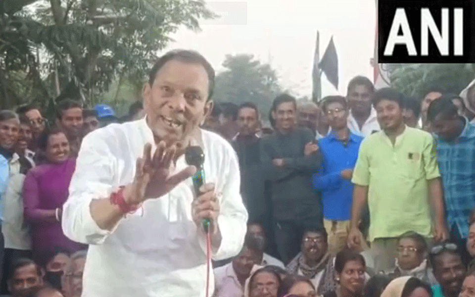 Bengal minister faces criticism for making controversial remarks on President, later apologises