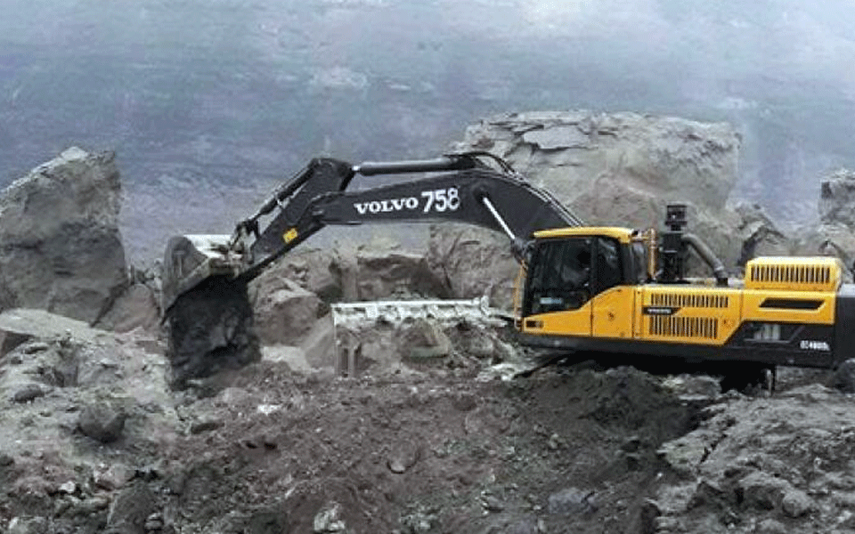 Many feared trapped as 3 abandoned coal mines collapse in Jharkhand during illegal mining