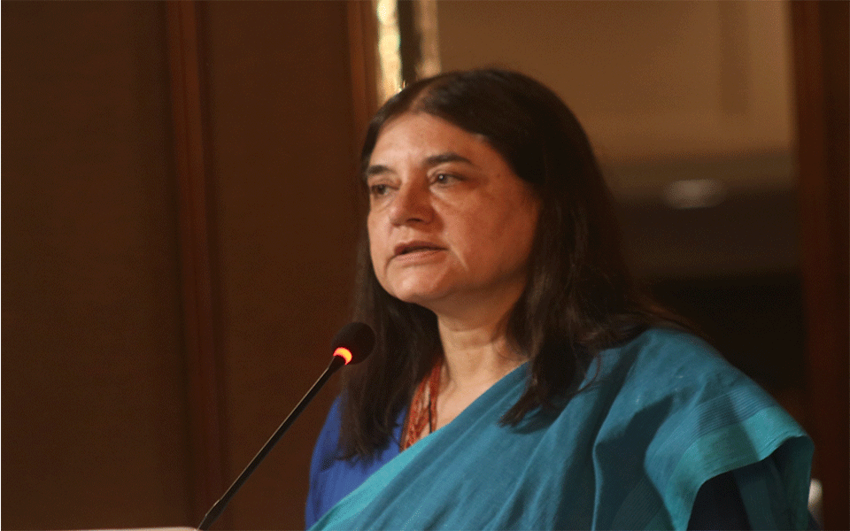 Maneka apologises for her remarks on transgenders