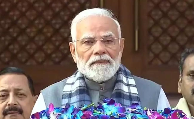 Nation was under Emergency when Vande Mataram completed 100 years: PM Modi in LS