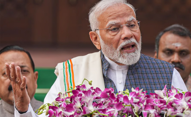 Those rejected by people trying to control Parliament: PM Modi