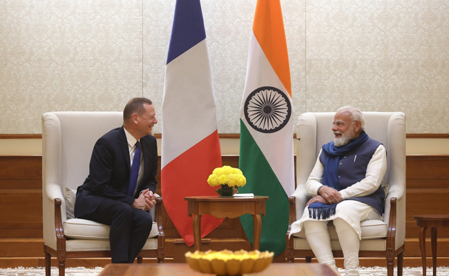 PM Modi meets advisor to French President Macron