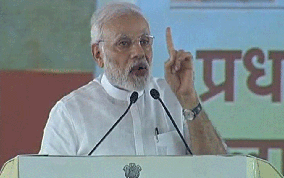 People calling Congress 'bail gadi': Modi