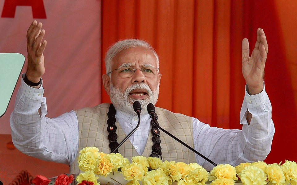 Stampede-like situation forces Modi to cut short his speech at Thakurnagar Rally