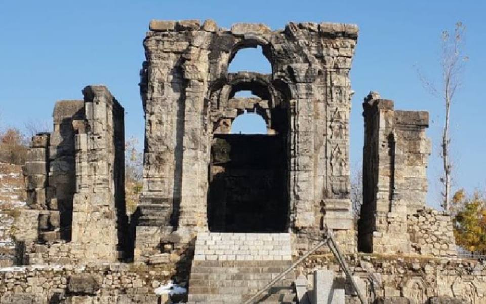 Par panel recommends permitting worship at ASI sites having 'religious significance'