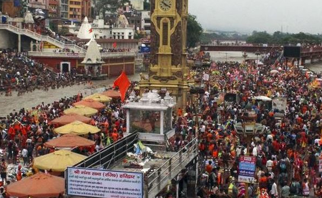 Haridwar: Cloth sheets hung to cover mosques, mazar on kanwar route, later removed
