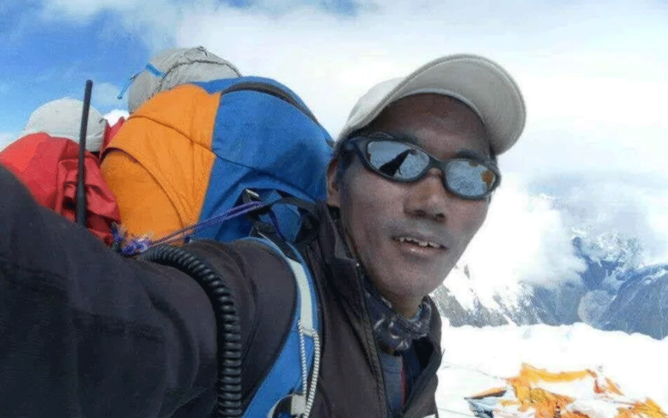 Nepali Sherpa Guide Climbs Mount Everest 24th Time, Breaks Own Record