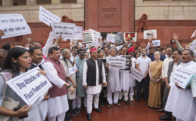 INDIA bloc MPs protest over 'discrimination' against opposition-ruled states in Union Budget