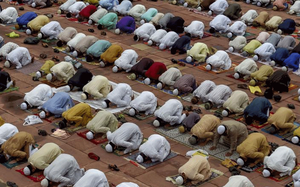 Gurudwara in Gurgaon to allow Muslims to offer prayers in its premises amidst Friday-prayers row