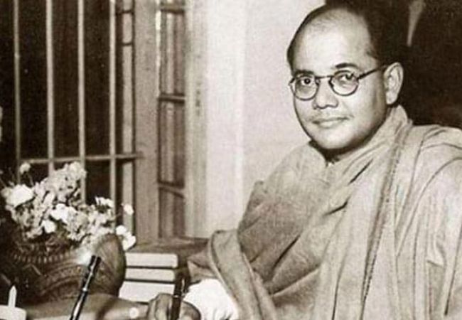 Hoist Tricolour from Red Fort to mark Azad Hind anniversary, Netaji kin writes to Modi