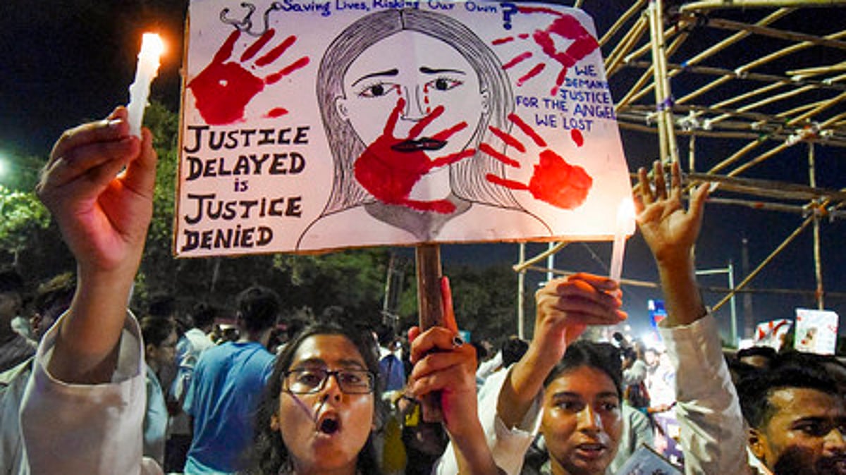 Woman doctor's suicide: Kin demand probe by SIT, trial in Beed court