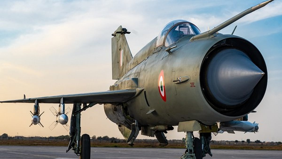 IAF bids farewell to MiG-21 fighter jets after six decades, Rajnath terms it 'national pride'