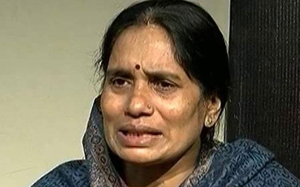 Unfortunate, have to prove daughter's innocence every time: Nirbhaya's mother