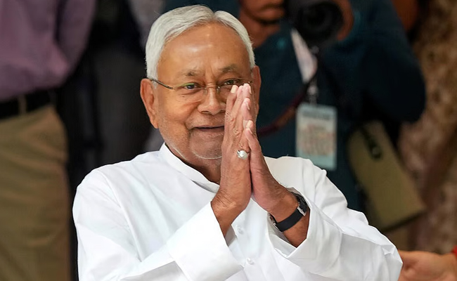 Nitish transfers Rs 10,000 each to bank accounts of 25 lakh women under flagship scheme