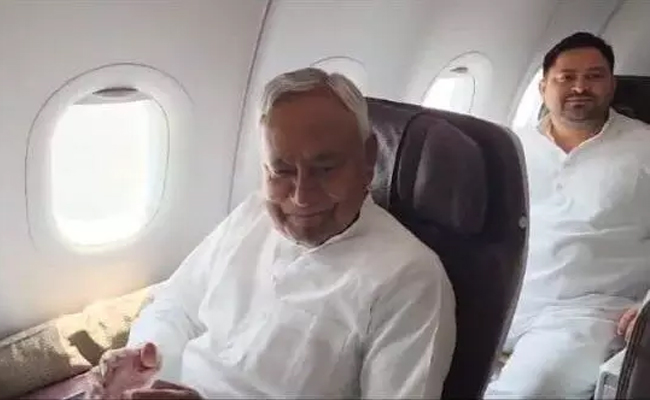 Nitish Kumar, Tejashwi Yadav share flight amidst coalition suspense