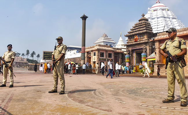 Odisha: Security tightened in Puri Jagannath Temple after social media post threatens bomb attack