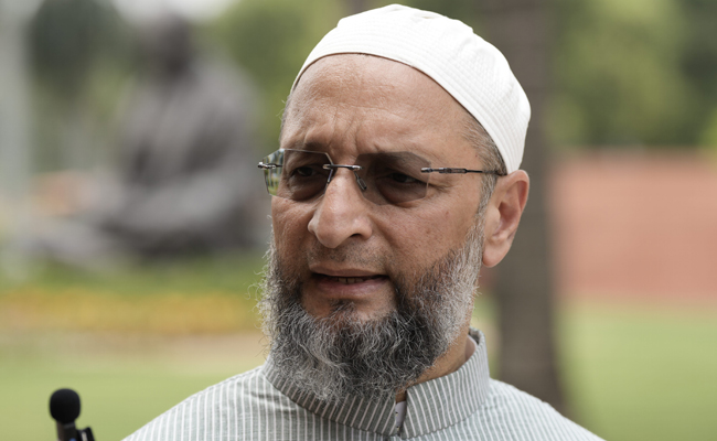 Owaisi seeks independent probe into cleric’s death on train, calls it ‘transit-based hate crime’
