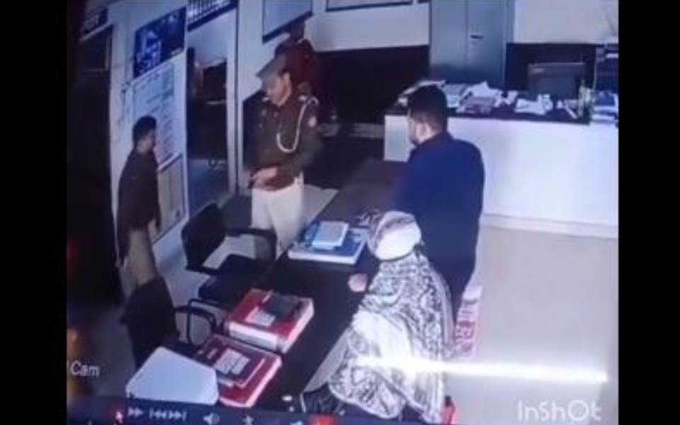 Ishrat Nigar who was shot by UP cop during passport verification on Dec 8, dies in hosptial