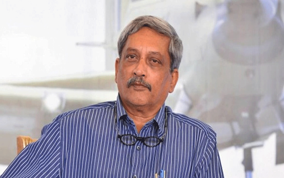 Parrikar welcomes exemption of sanitary napkins from GST