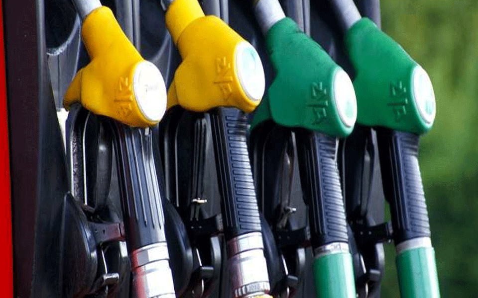 Petrol continues to climb, diesel prices unchanged