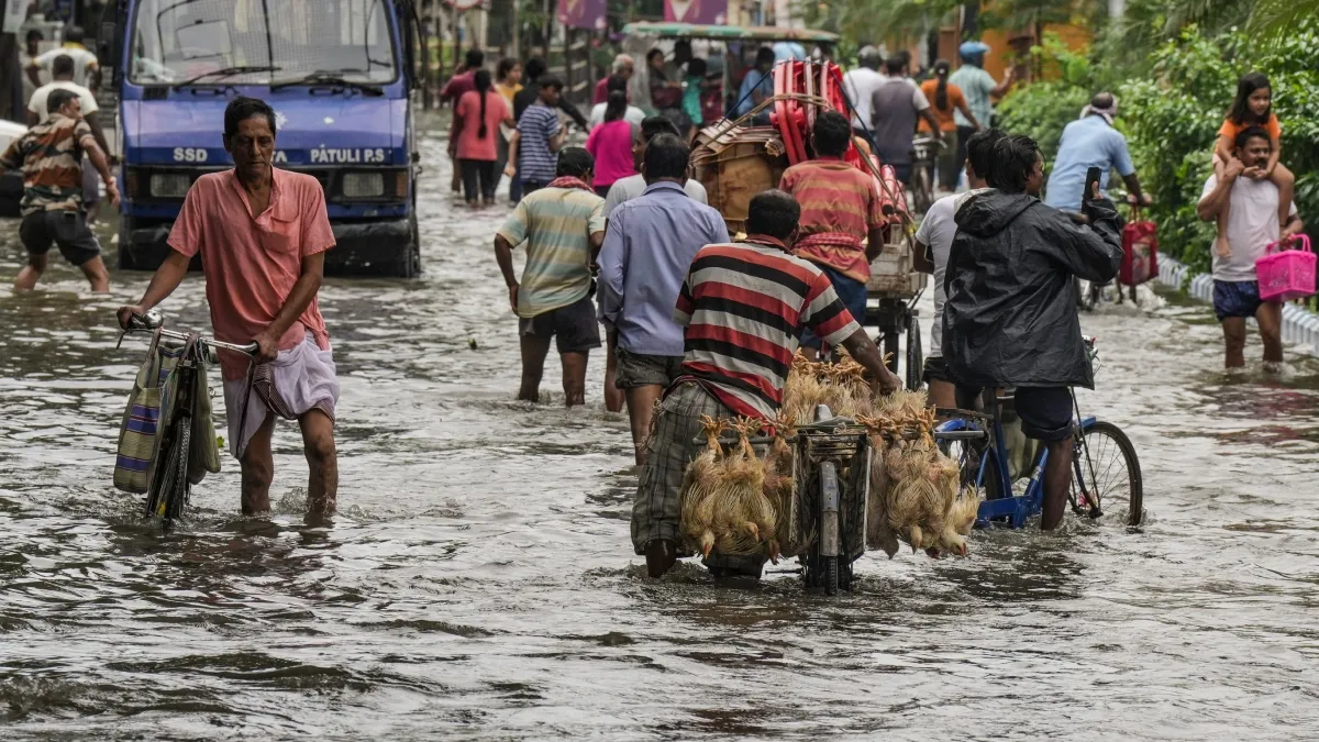 Kolkata limping back to normalcy after rain fury, several areas remain waterlogged