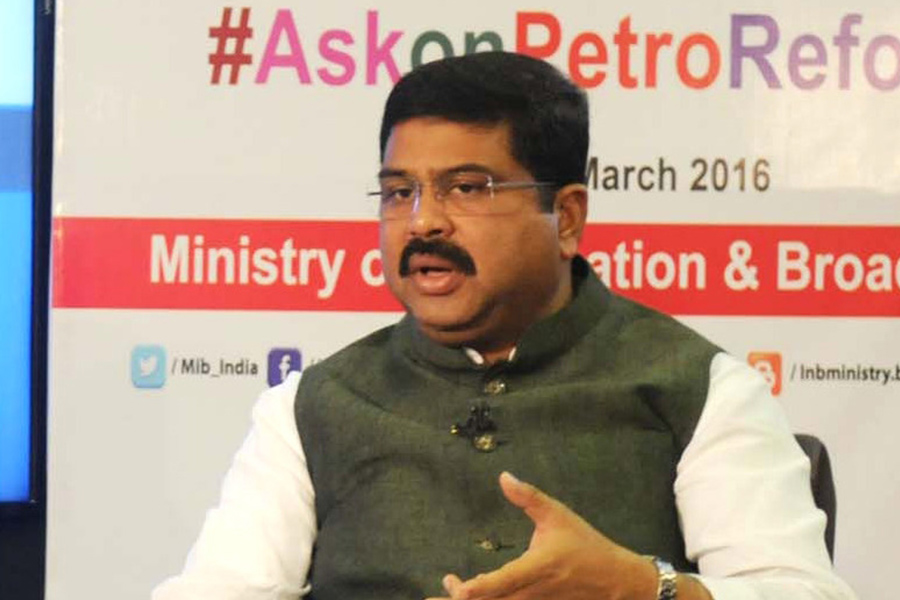 Pradhan-Shah meeting triggers speculation of fuel price cut