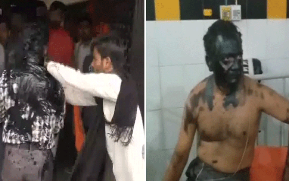 ABVP Members Blacken Professor’s Face in Kutch, Gujarat