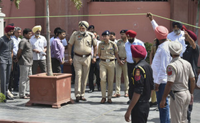 Second low-intensity blast near Golden Temple in 30 hours, one injured