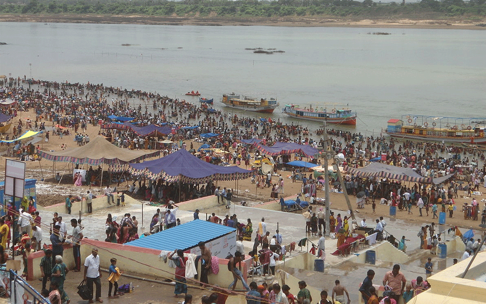 Thamirabarani 'Maha Pushkaram' begins after 144 years