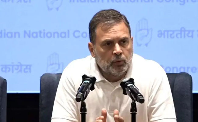 ‘Not water, poison was distributed’: Rahul Gandhi targets BJP govt over Indore deaths