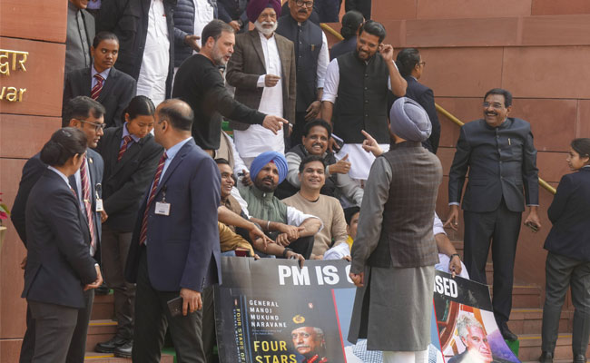 Rahul calls Bittu 'traitor', Union minister retorts with 'desh ke dushman' jibe