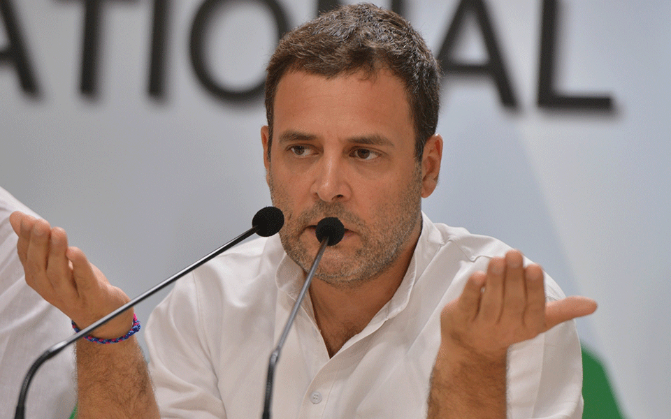 Jaitley helped Mallya to flee, must quit: Rahul Gandhi