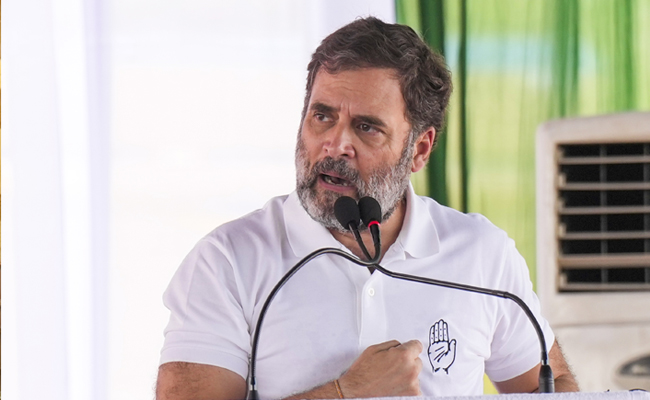 PM serving interests of billionaires at expense of poor, alleges Rahul Gandhi