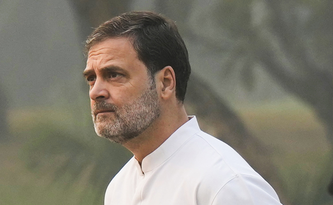 Air pollution in North India a 'national emergency', MPs must discuss ways to end crisis: Rahul