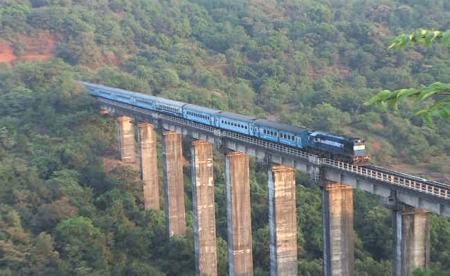 Goa: Konkan Railway saves Rs 31 lakh in two years through rooftop solar power project