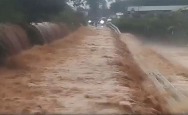 Tamil Nadu Receives Widespread Rain, Holiday Declared For Schools In ...