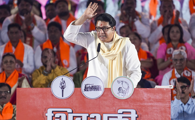 SEC allowed post-campaign canvassing at govt's behest, alleges Raj Thackeray
