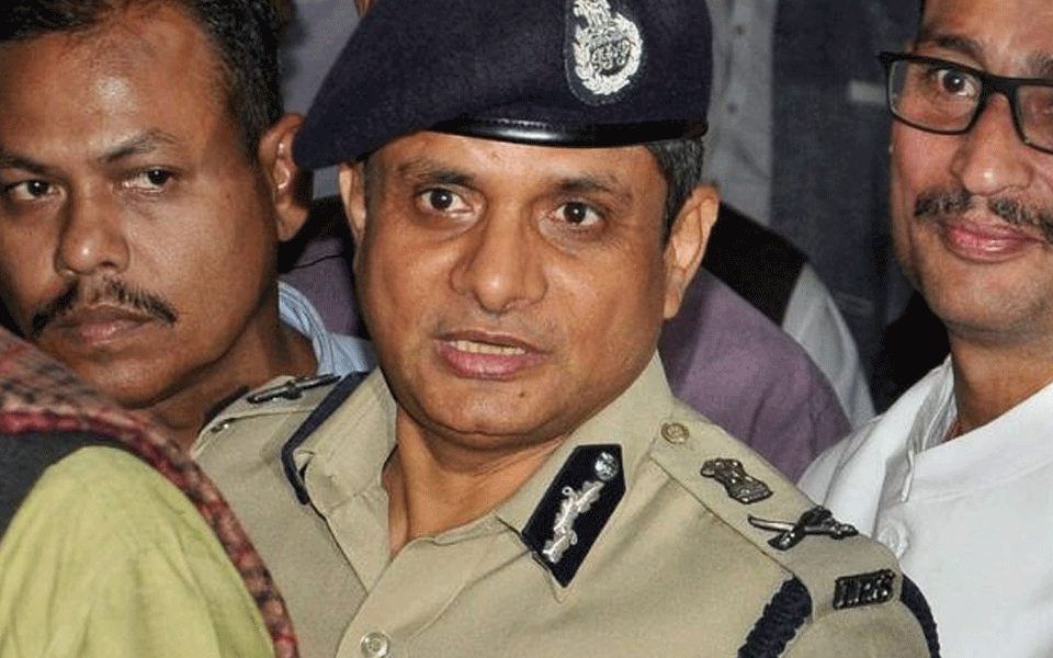 Saradha scam: CBI issues look out notice against Rajeev Kumar